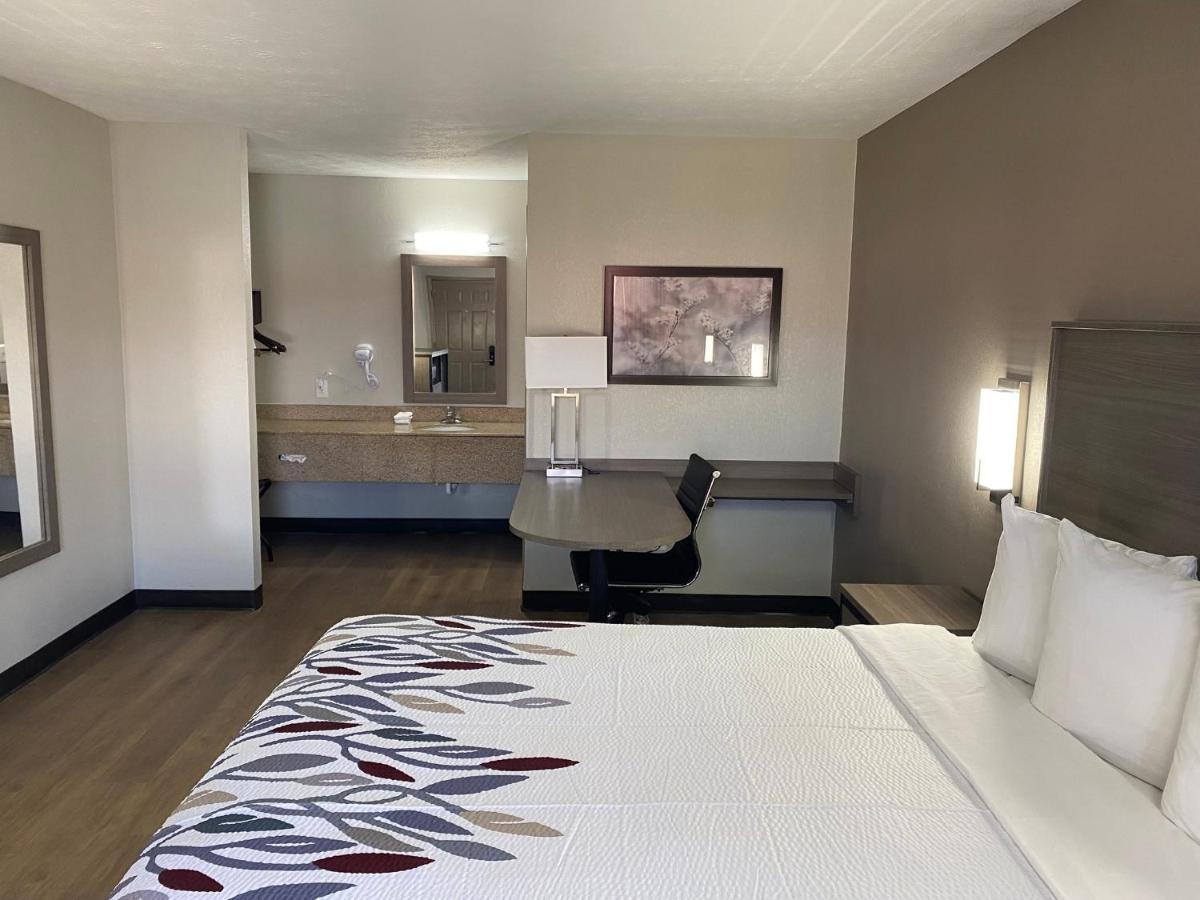 Red Roof Inn Jacksonville, Al Екстериор снимка
