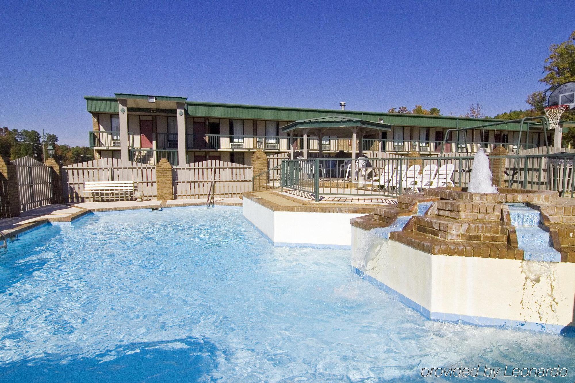 Red Roof Inn Jacksonville, Al Екстериор снимка